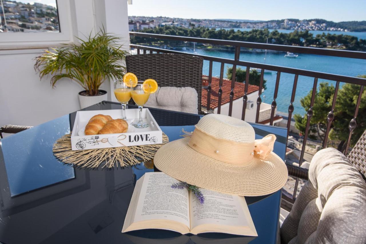 Apartment Kristina Trogir Bagian luar foto