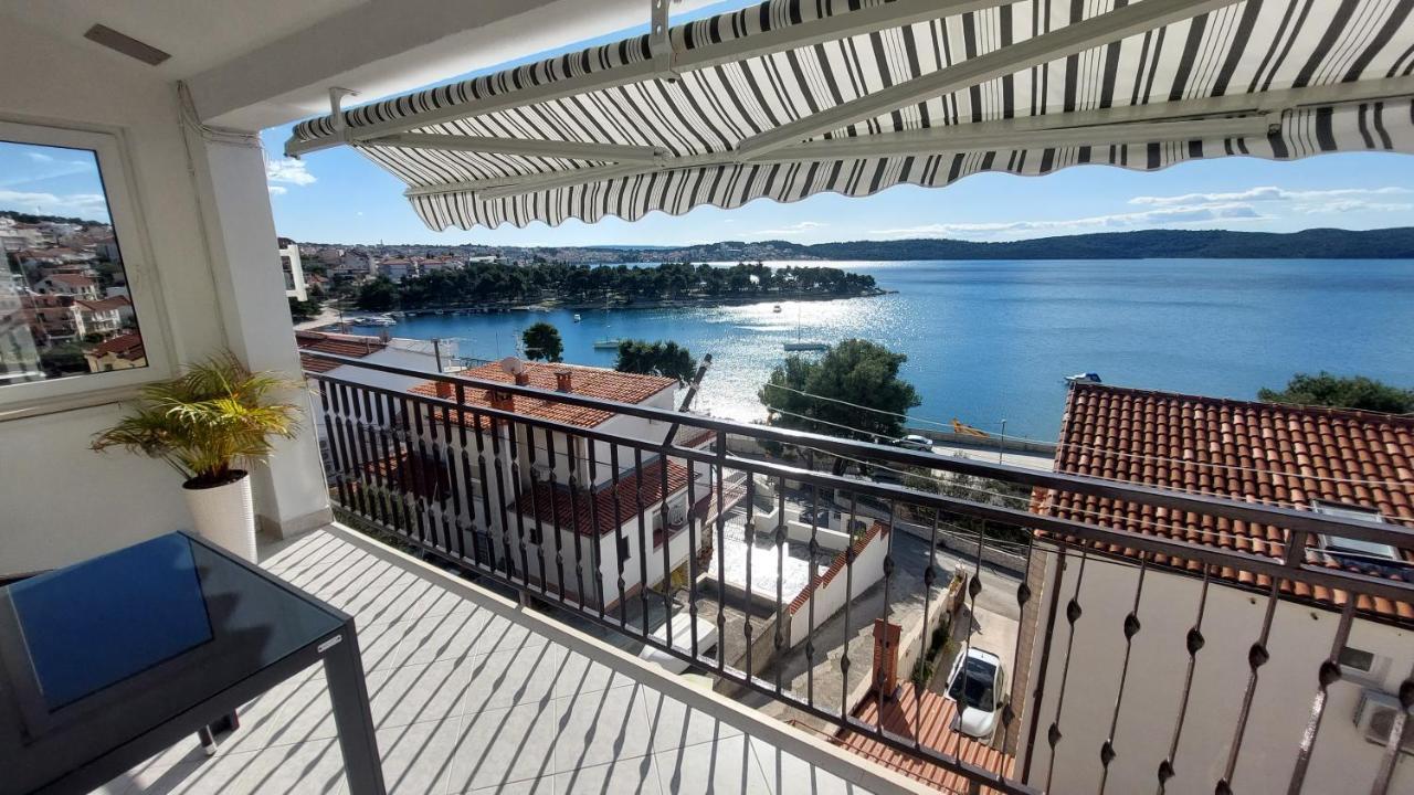 Apartment Kristina Trogir Bagian luar foto