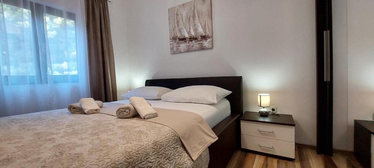 Apartment Kristina Trogir Bagian luar foto