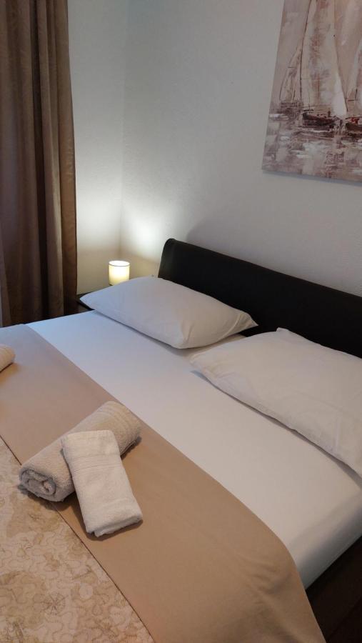 Apartment Kristina Trogir Bagian luar foto