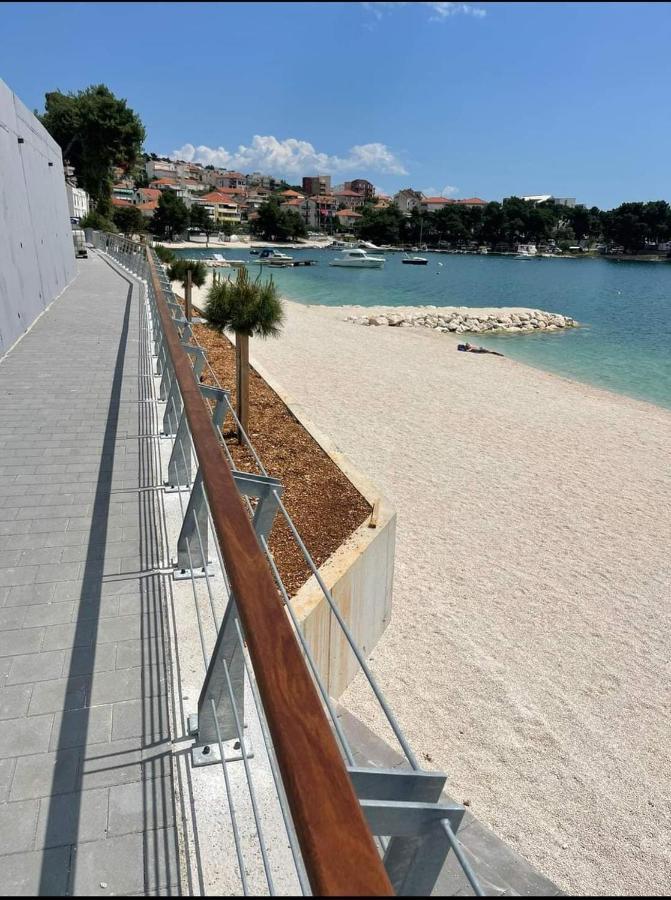 Apartment Kristina Trogir Bagian luar foto